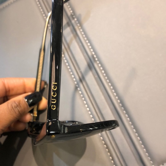 Gucci sunglasses main image 2